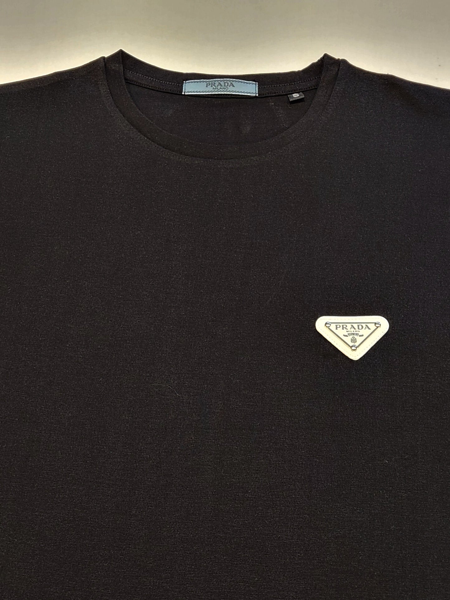 Prada ( Black )