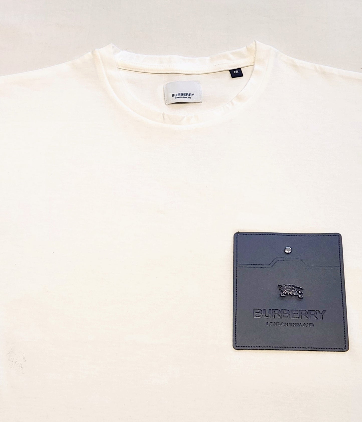 Burberry Pocket ( White )